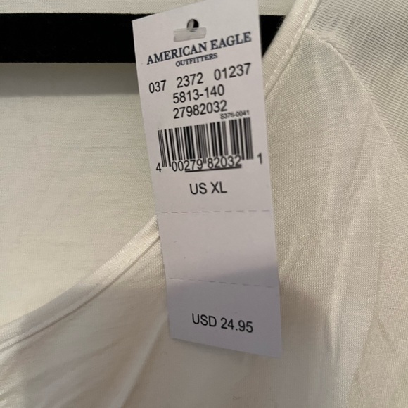 Short tee - Picture 2 of 2